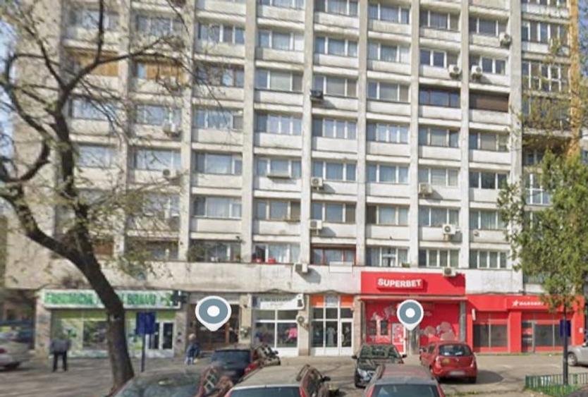 Apartament cu 3 camere semidecomandat, mobilat în Berceni