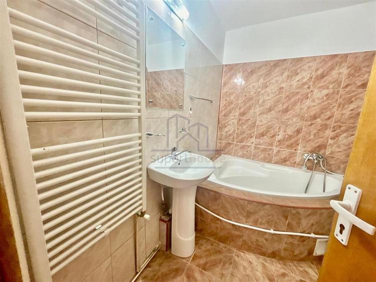 Apartament cu 4 camere decomandat, mobilat în Cantacuzino