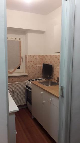 Garsonieră decomandată în Rahova