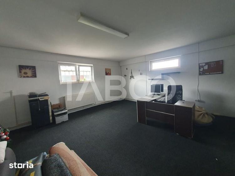 Spațiu comercial, de 100 mp, în Central