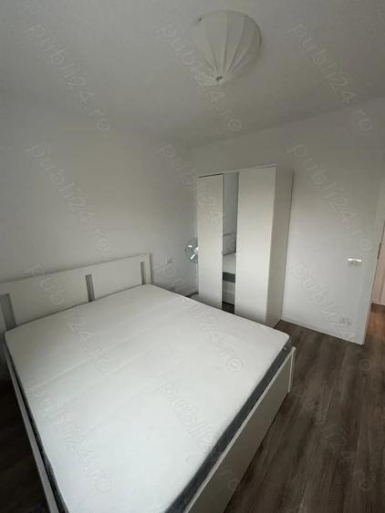 Apartament cu 2 camere semidecomandat în Iancului