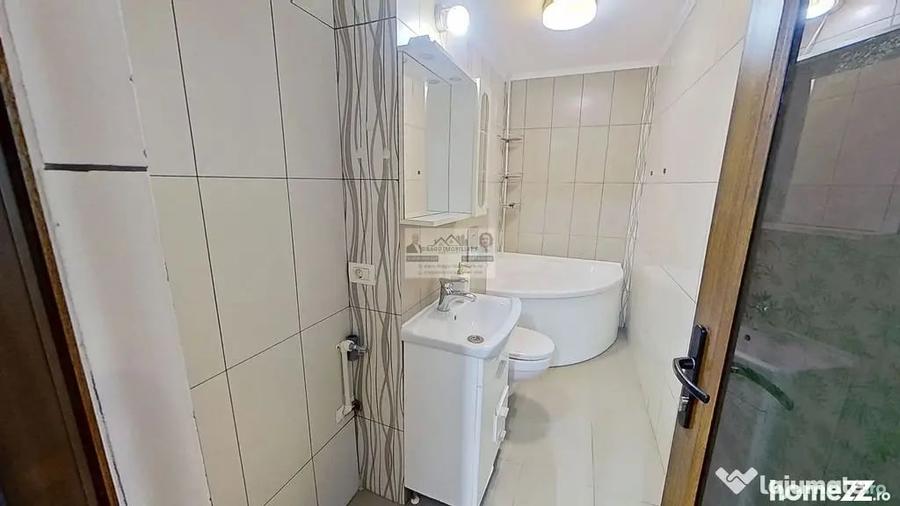 Apartament Tecuci/Str. Ghe. Petra?cu/Renovat/Incalzire i... - 1