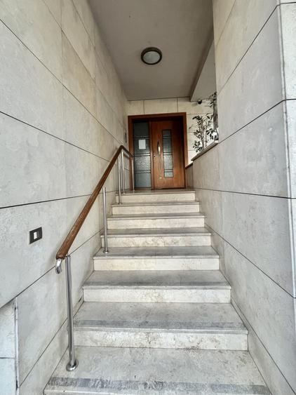 Apartament cu 2 camere semidecomandat în Floreasca