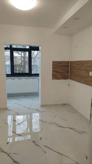 Apartament cu 2 camere decomandat în Siderurgiștilor