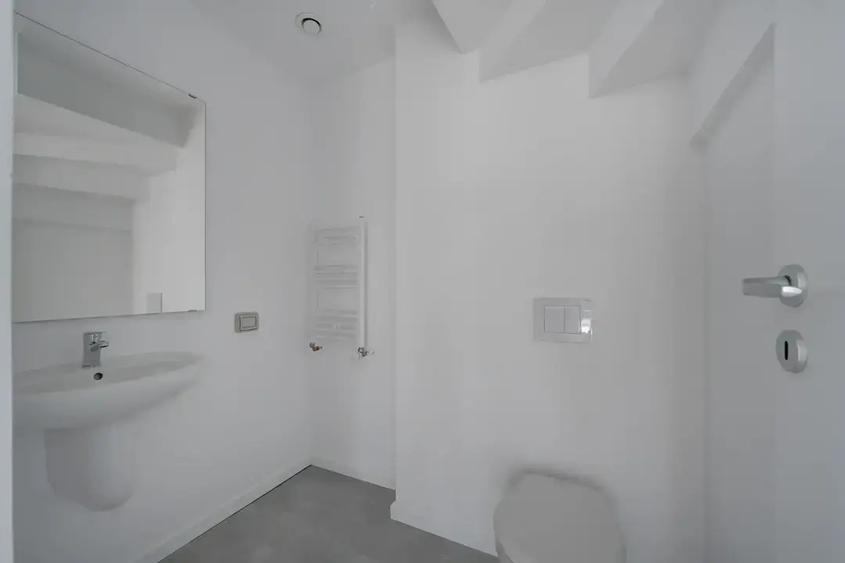 Apartament cu 3 camere decomandat în Nord
