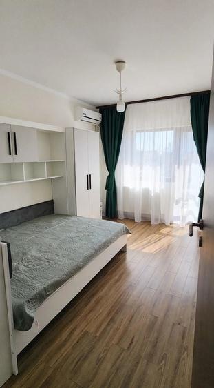Casă cu 4 camere cu Teren 160 Mp în Central