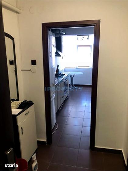 Apartament cu 2 camere semidecomandat în Vatra Luminoasă