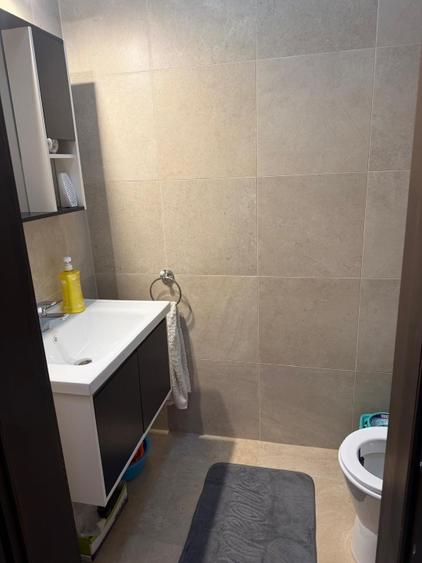 Apartament cu 4 camere, mobilat în Iris