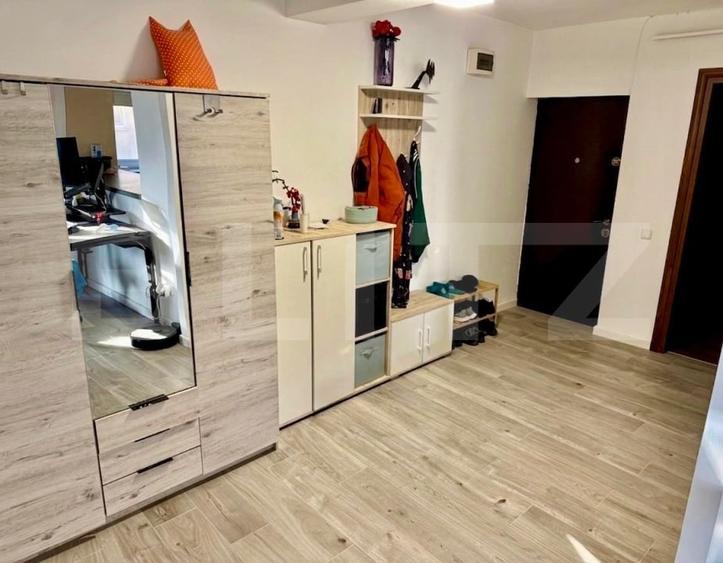 Apartament cu 2 camere semidecomandat, mobilat în Florești