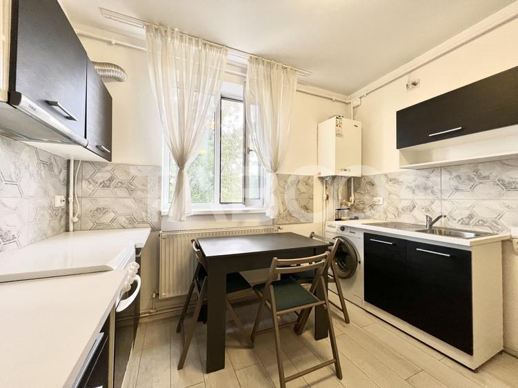 Apartament cu 2 camere semidecomandat, mobilat în Bună Ziua