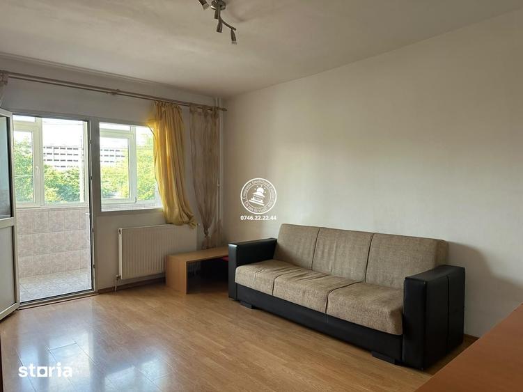 Apartament cu 2 camere decomandat în Gară