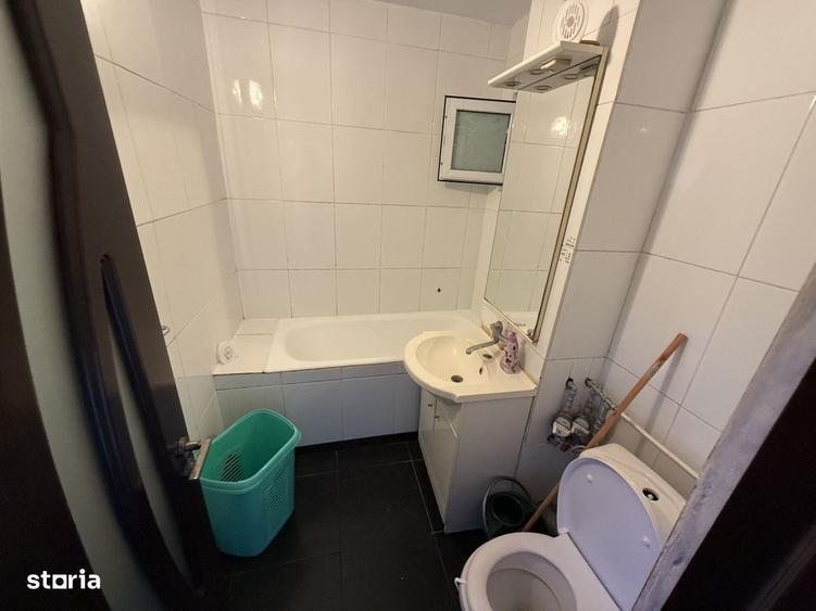 Apartament cu 2 camere decomandat în Casa de Cultură