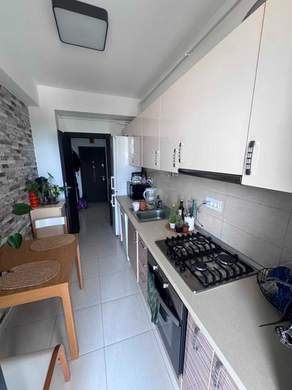 Apartament cu 2 camere decomandat în Tineretului