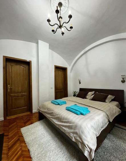 Apartament 3 camere 90mp zona ultracentrala - 2