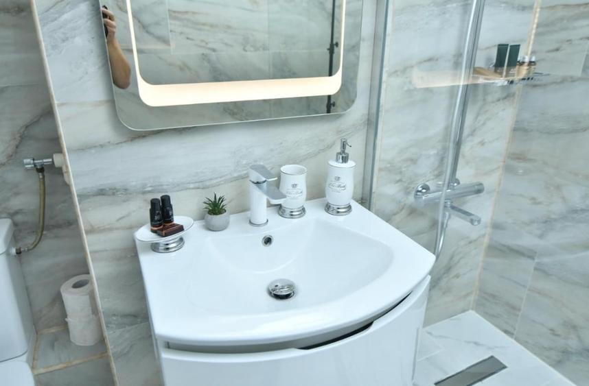 Apartament cu 3 camere decomandat în 13 Septembrie