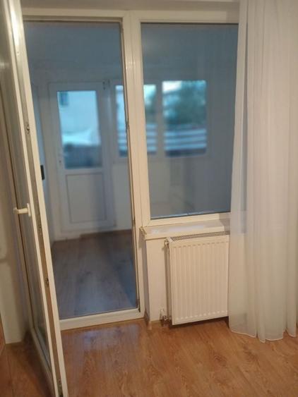 Apartament cu 2 camere decomandat în Florești