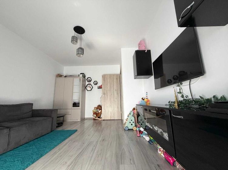 Apartament cu 2 camere decomandat în Dobroești