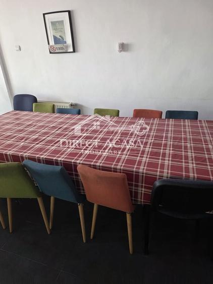 Apartament cu 4 camere în Corunca