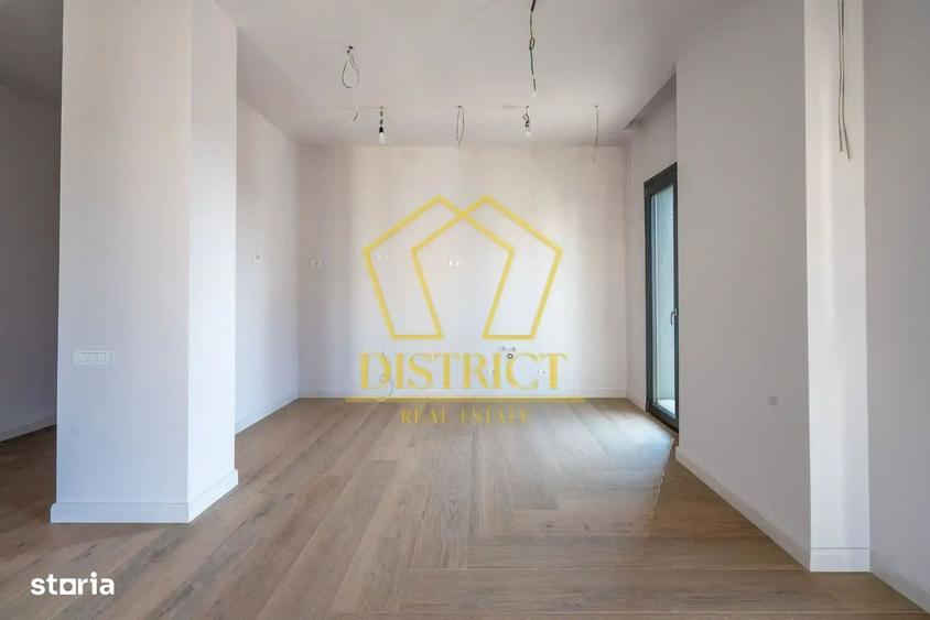 Apartament cu 4 camere în Torontalului