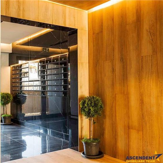 Apartament cu 2 camere decomandat, mobilat în Tractorul