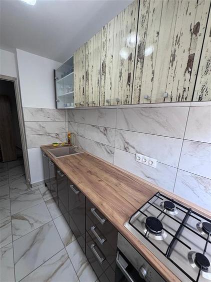 Garsonieră decomandată în Berceni