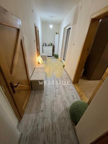 Apartament cu 5 camere decomandat, mobilat în Bogdăneștilor
