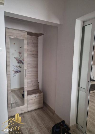 Apartament cu 2 camere semidecomandat în Micro 16