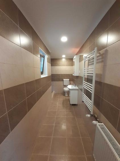 Apartament cu 3 camere decomandat în Sub Arini