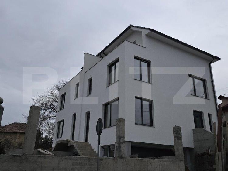 Casă cu Teren 190 Mp în Dâmbul Rotund