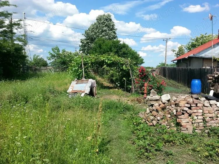 Teren de 1443 mp, în Central