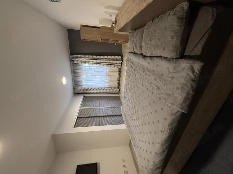 Casă cu Teren 606 Mp în Est
