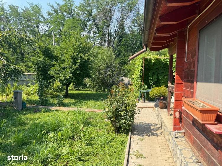 Casă cu 3 camere în Berceni