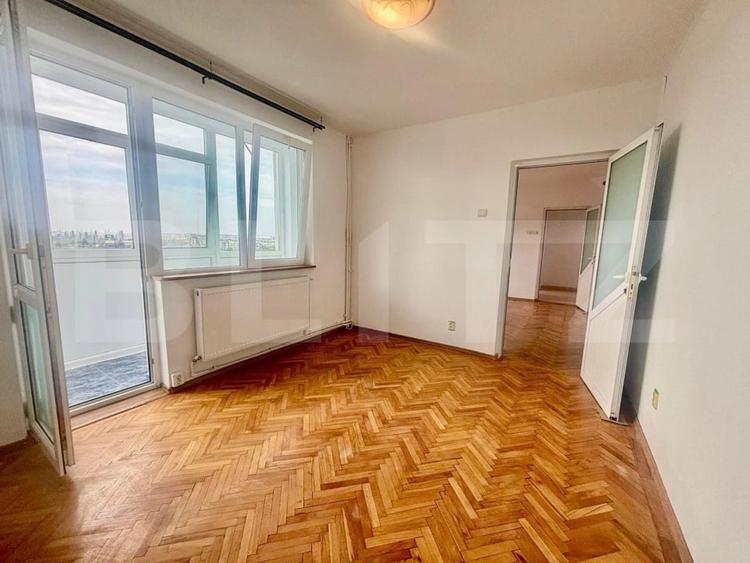 Apartament de vanzare, cu 3 camere, 63 mp, zona Cameliei - 7