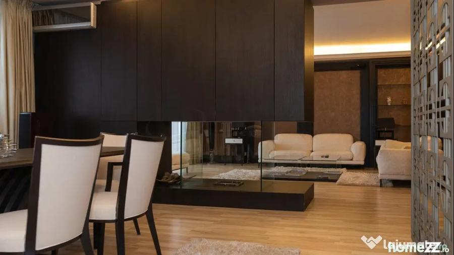 Apartament cu 4 camere decomandat în Herăstrău