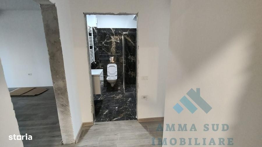 Casă cu 4 camere în Apărătorii Patriei