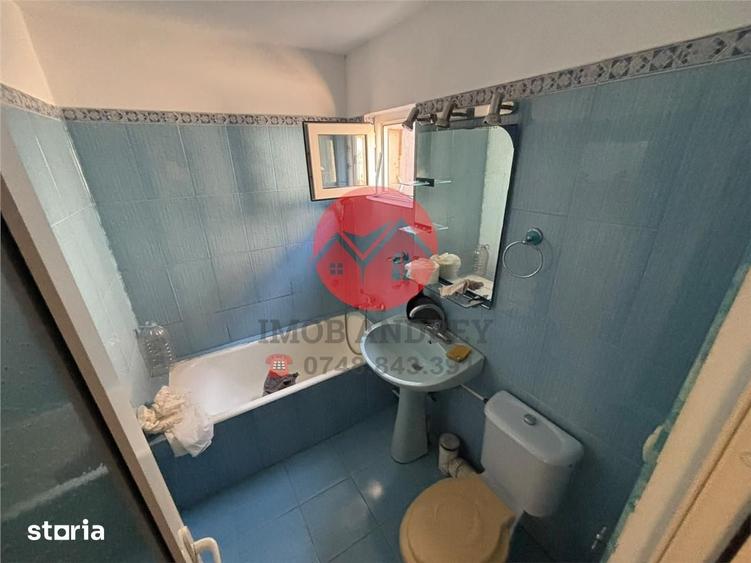 Apartament cu 3 camere decomandat în Vest