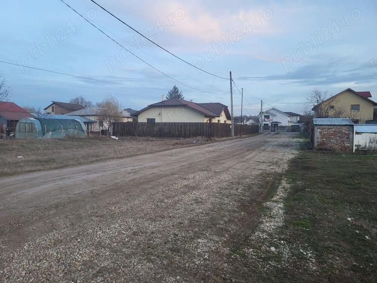 Teren de 584 mp, în Samurcași