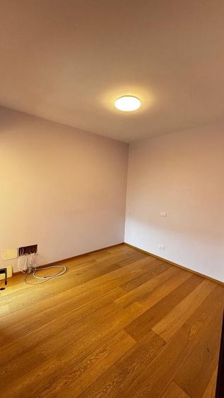 Duplex cu 6 camere cu Canalizare în Mihai Bravu
