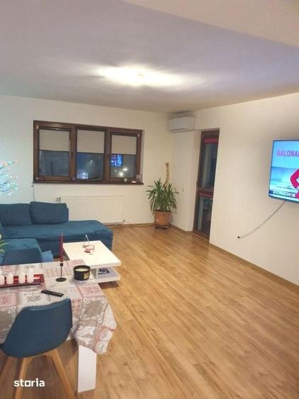 Garsonieră decomandată în Central