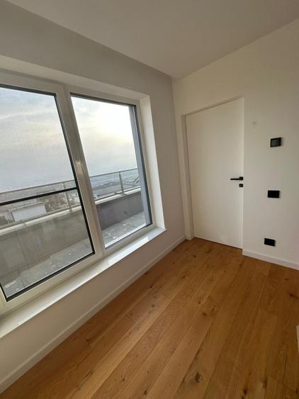 Duplex cu 4 camere cu Garaj în Nord-Est