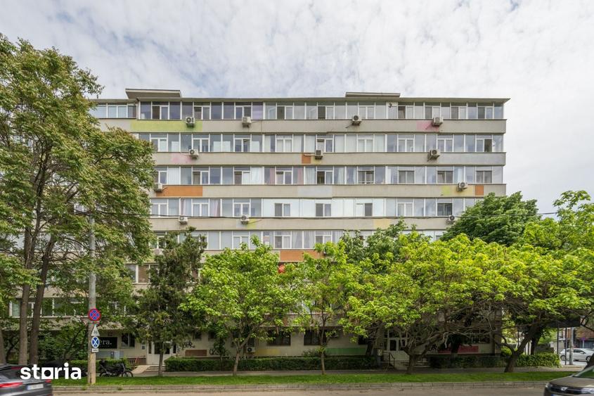 Apartament cu 2 camere semidecomandat în 1 Mai