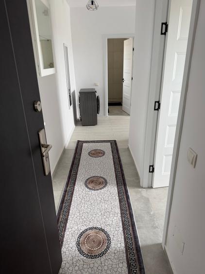 Garsonieră decomandată, mobilată în Haliu