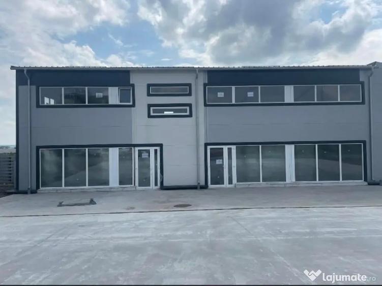 Spațiu comercial, de 220 mp, în Malu Mare