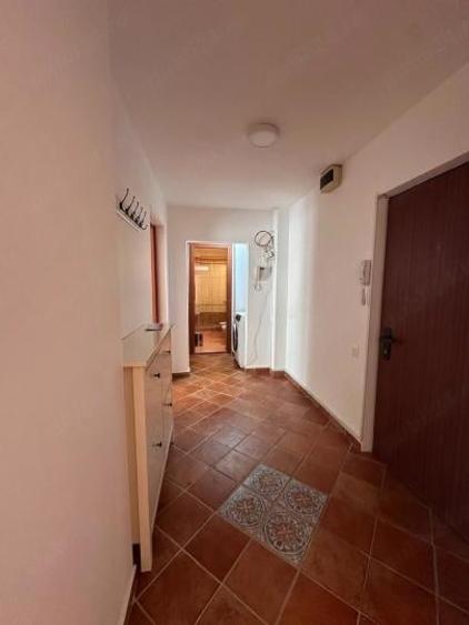 Apartament cu 2 camere decomandat în P-ța Muncii