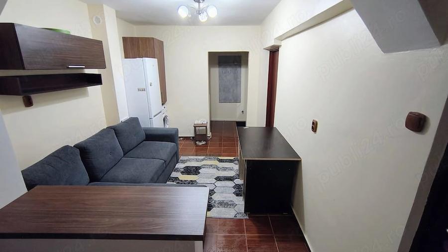 Apartament cu 2 camere semidecomandat în Central