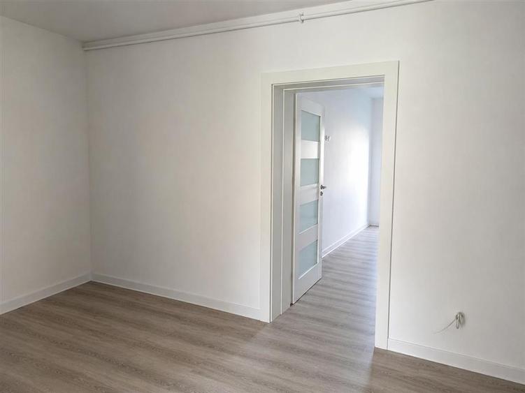 Birou, de 52 mp, în Exterior Sud