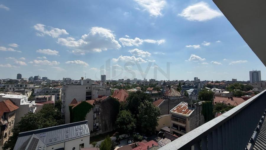 Apartament cu 4 camere semidecomandat în Dacia