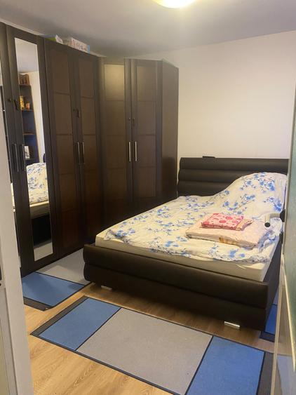 Casă individuală cu 6 camere cu Garaj în Km 5