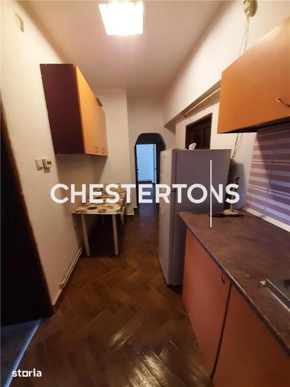 Apartament cu 3 camere decomandat în Tineretului