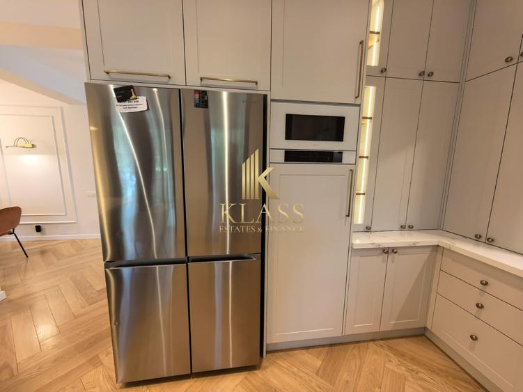 Duplex cu 5 camere cu Canalizare în Iancu Nicolae